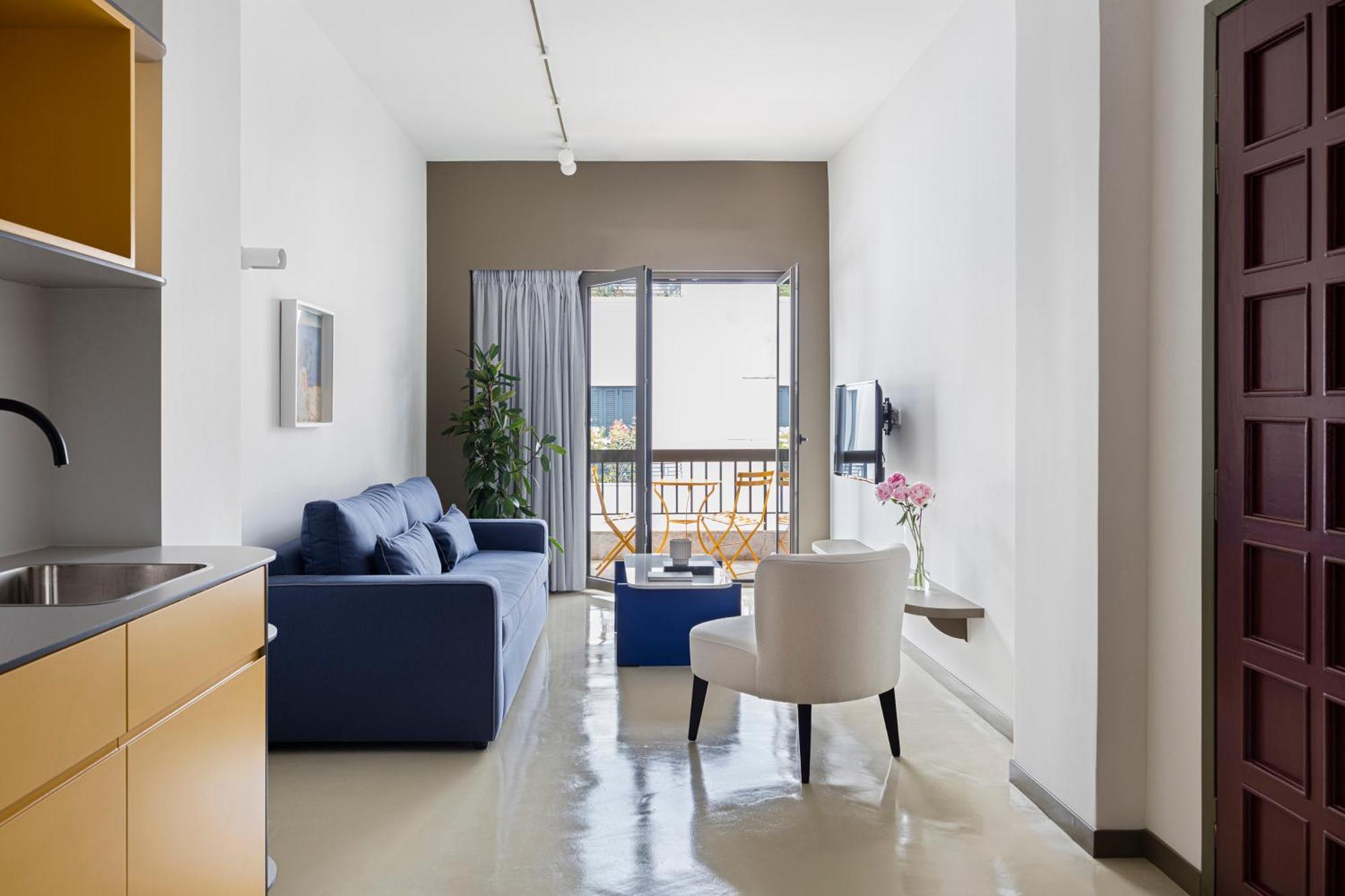 One-Bedroom Apartment